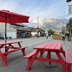 BeaverTails - Patio