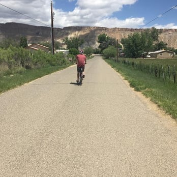 Palisade Cycle & Shuttle - A beautiful day for bikes and wine! - Bikes Near Me - Palisade, Colorado Palisade Cycle & Shuttle - A beautiful day for bikes and wine! - Bikes Near Me - Palisade, Colorado