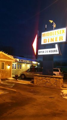 MIDDLESEX DINER - Open for Business - 40 Photos & 64 Reviews - 3462
