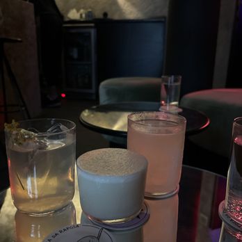 Toca da Raposa - Cocktail Bars Near Me - Lisbon, 11