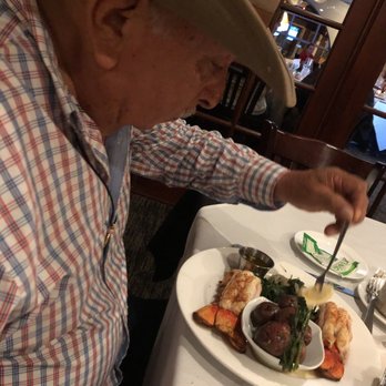 PIER 22 - New American Near Me - Bradenton, Florida