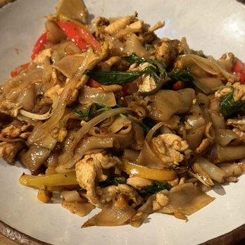 Chiim Thai - Drunken Noodle (with chicken) - Thai Near Me - Oceanside, California Chiim Thai - Drunken Noodle (with chicken) - Thai Near Me - Oceanside, California