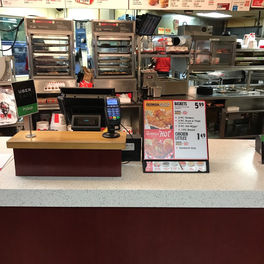 KFC - No one working Now a 40 minute wait for food - Chicken Wings Near Me - Norwalk, Connecticut KFC - No one working Now a 40 minute wait for food - Chicken Wings Near Me - Norwalk, Connecticut