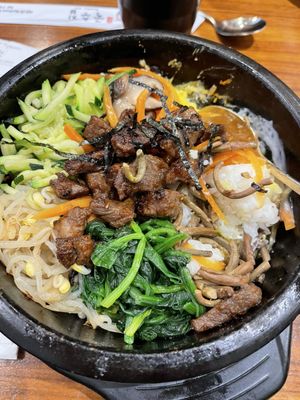 Guk Su Jip 국수집 - 北方面家 - Cold Korean Noodle Naengmyeon (냉면) & Dolsot Bibimbap by null