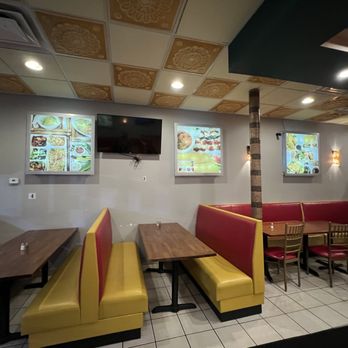 Spice House - Seating - Indian Near Me - Edison, New Jersey