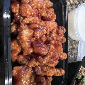 Garden Thai Rialto - Orange Chicken - Thai Near Me - Rialto, California Garden Thai Rialto - Orange Chicken - Thai Near Me - Rialto, California