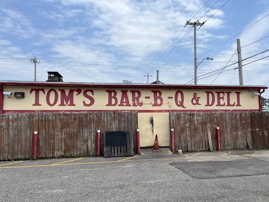 Tom's Barbecue Memphis by null