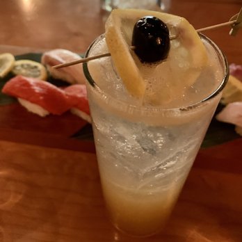 Momiji - Oolong Collins cocktail drink - Japanese Near Me - Seattle, Washington Momiji - Oolong Collins cocktail drink - Japanese Near Me - Seattle, Washington