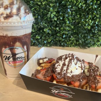 Waffles & Cream - Waffle with strawberry & banana, cookie monster drink - Waffles Near Me - Richmond, California