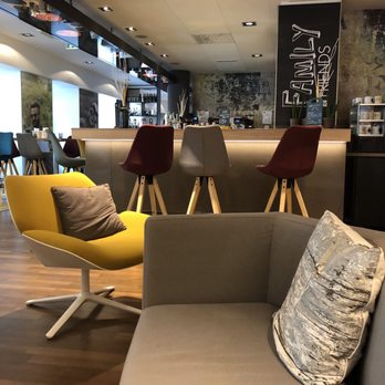 Novotel Wien City - Bar and extra seating - Hotels Near Me - Vienna, 9