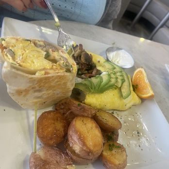 Cafe Mimosa - Breakfast burrito - Breakfast & Brunch Near Me - Santa Rosa, California