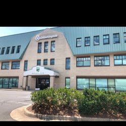 OrthoVirginia - Exterior of building. Professional building in Franklin Farm shopping center.