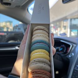 Macaron by Patisse - Macaroons