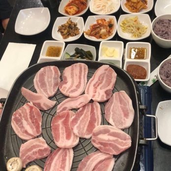 Huh Ga Ne - Pork belly, lettuce, side dishes, purple rice and sea food soup - Korean Near Me - Toronto, Ontario Huh Ga Ne - Pork belly, lettuce, side dishes, purple rice and sea food soup - Korean Near Me - Toronto, Ontario