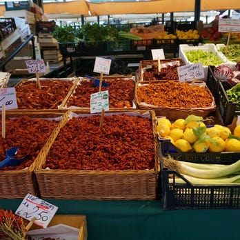 Mercato di Rialto - Farmers Market Near Me - Venezia, VE Mercato di Rialto - Farmers Market Near Me - Venezia, VE