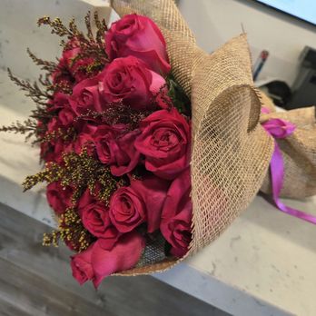 Limitless Flowers - Pink Roses - Florists Near Me - Los Angeles, California Limitless Flowers - Pink Roses - Florists Near Me - Los Angeles, California