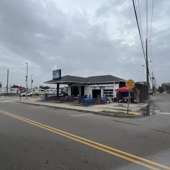 The Fillin Station - Seafood Near Me - Biloxi, Mississippi
