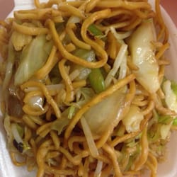 Feng Lin - Small side of chowmein and fried rice on bottom
