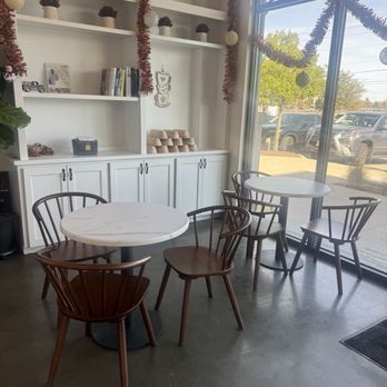 Croix Bakehouse - Dining area (right side) - Sandwiches Near Me - Frisco, Texas Croix Bakehouse - Dining area (right side) - Sandwiches Near Me - Frisco, Texas