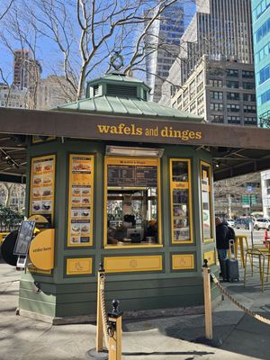 Wafels & Dinges by null