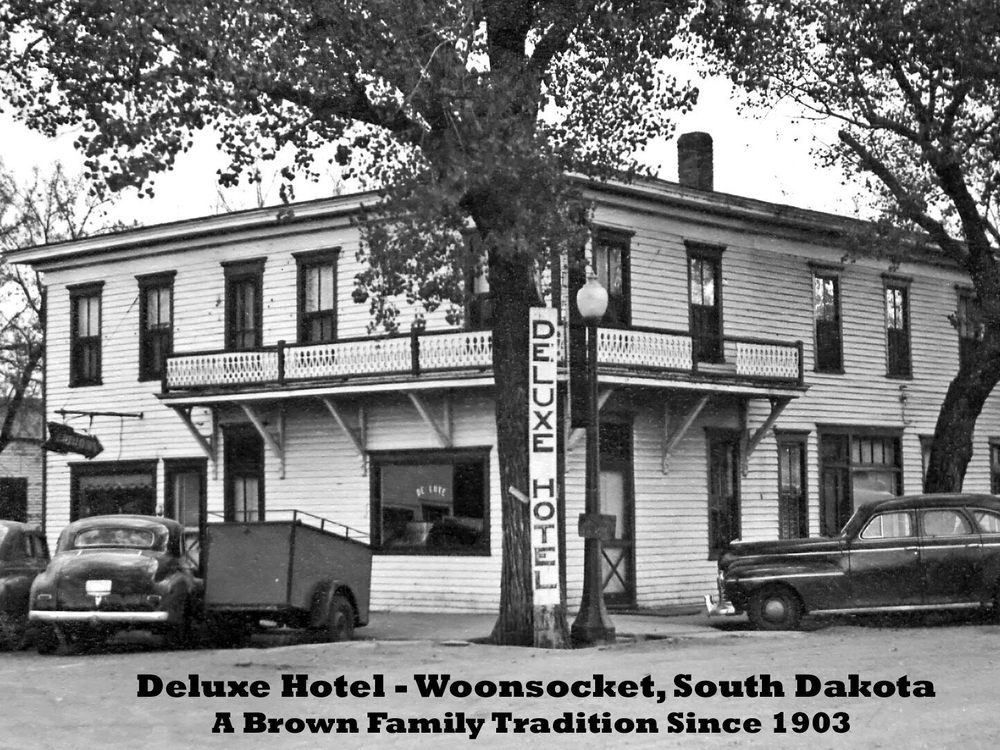 DELUXE HOTEL Woonsocket, South Dakota Hotels Phone Number Yelp