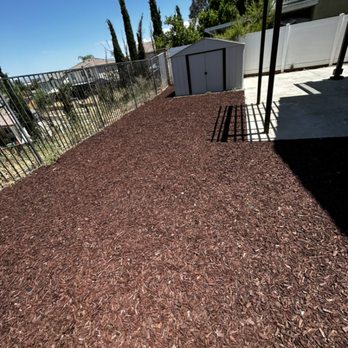 Versatile Establishment - Installation of Mulch - Landscaping Near Me Versatile Establishment - Installation of Mulch - Landscaping Near Me