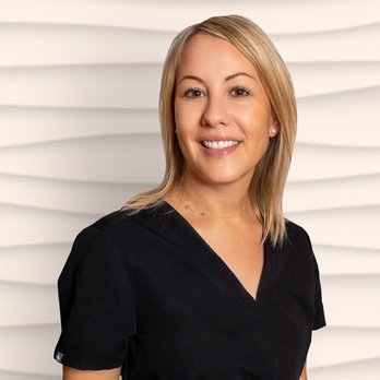 About Faces Cosmetic Surgery and Med Spa - Sarah, RN Injector - Cosmetic Surgeons Near Me - Tucson, Arizona About Faces Cosmetic Surgery and Med Spa - Sarah, RN Injector - Cosmetic Surgeons Near Me - Tucson, Arizona