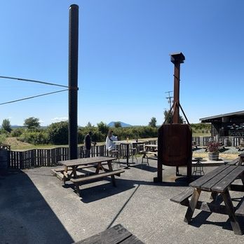 Terramar Brewing & Distilling - Pizza Near Me - Edison, Washington