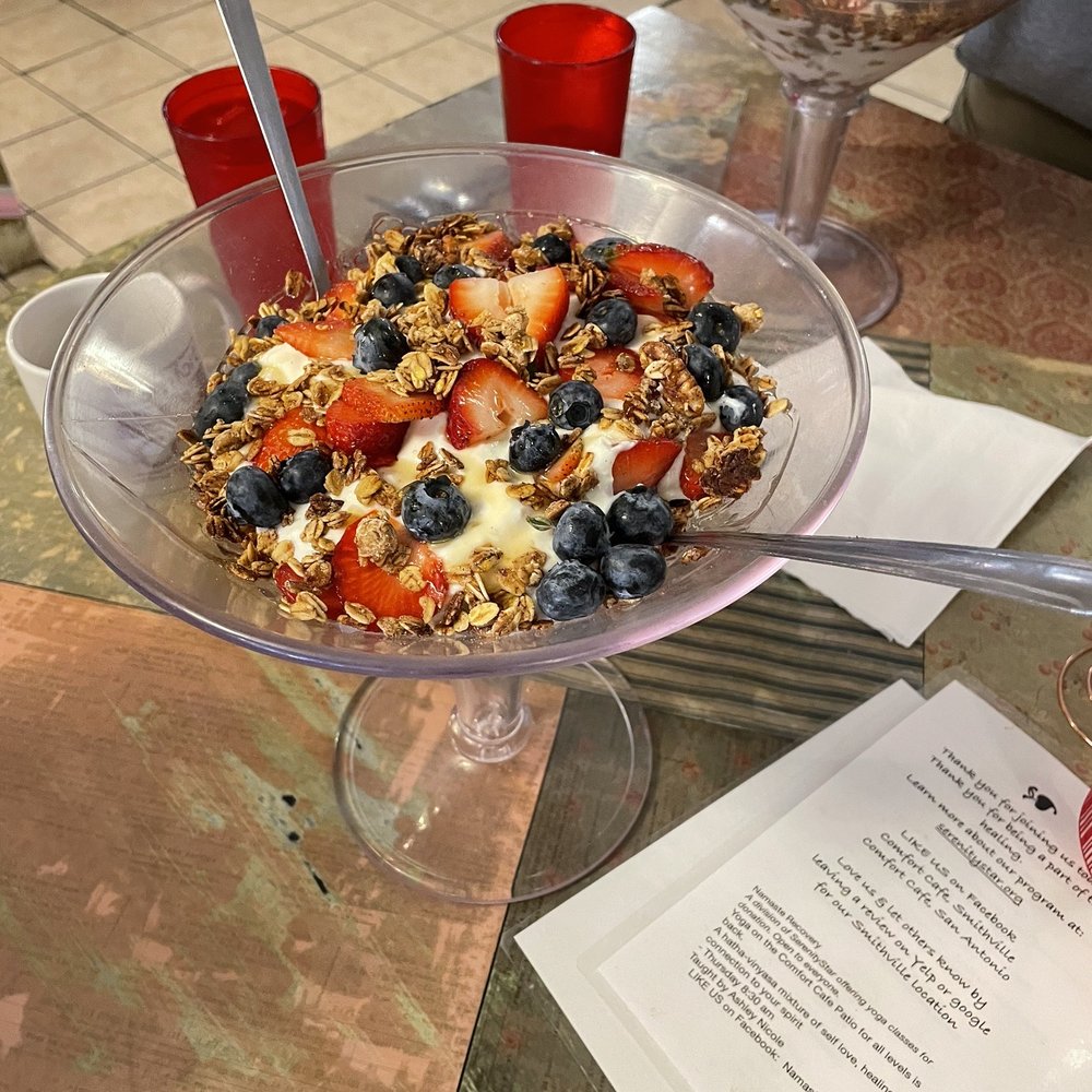 Comfort Cafe - Yogurt parfait - Breakfast & Brunch Near Me - Smithville, Texas