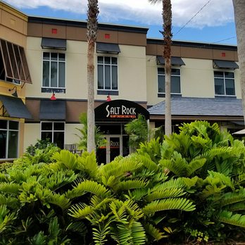 Salt Rock Tavern - New American Near Me - Oldsmar, Florida