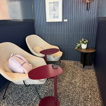 Capital One Lounge - Airport Lounges Near Me - Dulles, Virginia