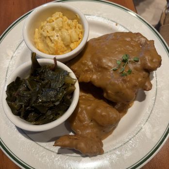 Fixins Soul Kitchen  - Smothered chicken with greens and mac and cheese - Soul Food Near Me - Los Angeles, California