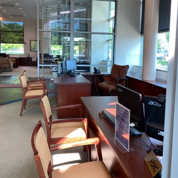 First American Bank - The personal banker desks at the First American Bank Aurora branch - Banks & Credit Unions Near Me - Aurora, Illinois