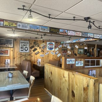 Thunderbird Restaurant - Interior - American Near Me - Mt. Carmel Junction, Utah Thunderbird Restaurant - Interior - American Near Me - Mt. Carmel Junction, Utah