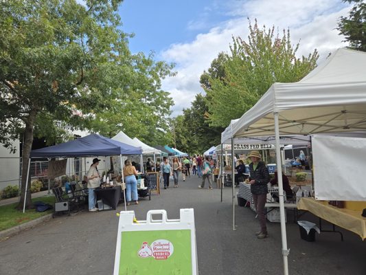 Sellwood Moreland Farmers Market by null