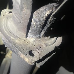 123 Roadside Service - Missing bolts from exhaust. Replaced them along with gasket. Had customer on their way to baltimore no time flat