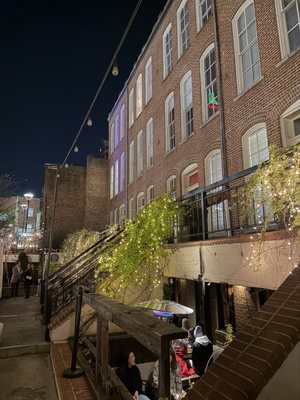 Watts & Ward by null