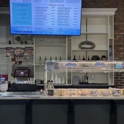Vintage Cajun Seafood - Order counter