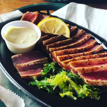 Snack Jack - Seared tuna appetizer with wasabi mayo and seaweed salad - Seafood Near Me - Flagler Beach, Florida