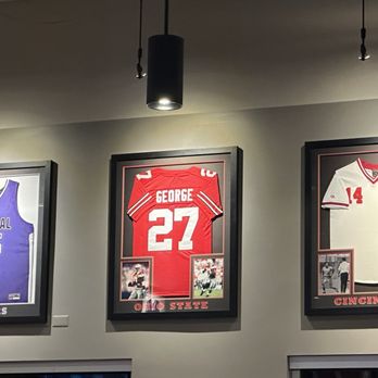 Buffalo Wild Wings - HS, College, Pros - Chicken Wings Near Me - Reynoldsburg, Ohio Buffalo Wild Wings - HS, College, Pros - Chicken Wings Near Me - Reynoldsburg, Ohio