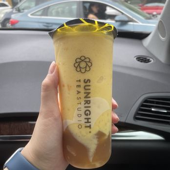 Sunright Tea Studio - Sunnyvale - Mango slush with jasmine tea jelly - Bubble Tea Near Me - Sunnyvale, California Sunright Tea Studio - Sunnyvale - Mango slush with jasmine tea jelly - Bubble Tea Near Me - Sunnyvale, California