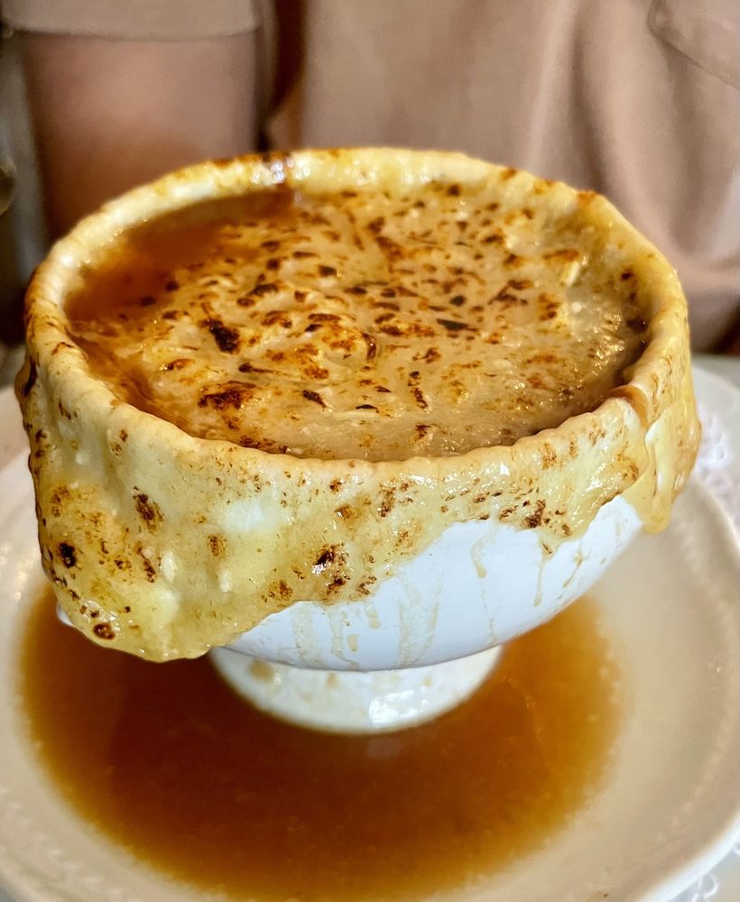 Petit Louis Bistro