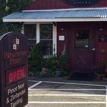 Papapietro Perry Winery - Wineries Near Me - Healdsburg, California Papapietro Perry Winery - Wineries Near Me - Healdsburg, California