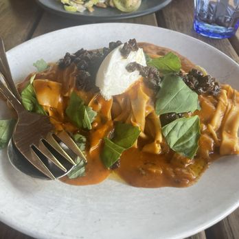 Avec River North - Tagliatelle - Mediterranean Near Me - Chicago, Illinois