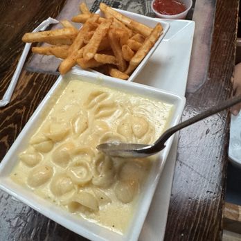Galveston Seafood Company - Kids Mac n cheese & fries - Seafood Near Me - Abilene, Texas Galveston Seafood Company - Kids Mac n cheese & fries - Seafood Near Me - Abilene, Texas