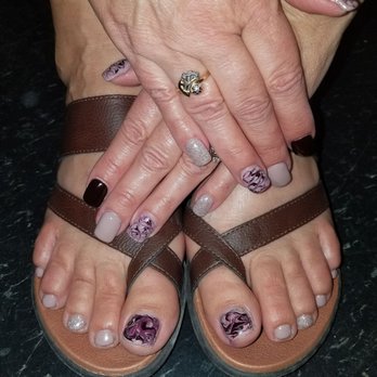 Polish Me Pretty - Beautiful Dark Brown, Tan & Silver Glitter by Theresa ~ absolutely gorgeous!! - Nail Salons Near Me - Carson City, Nevada