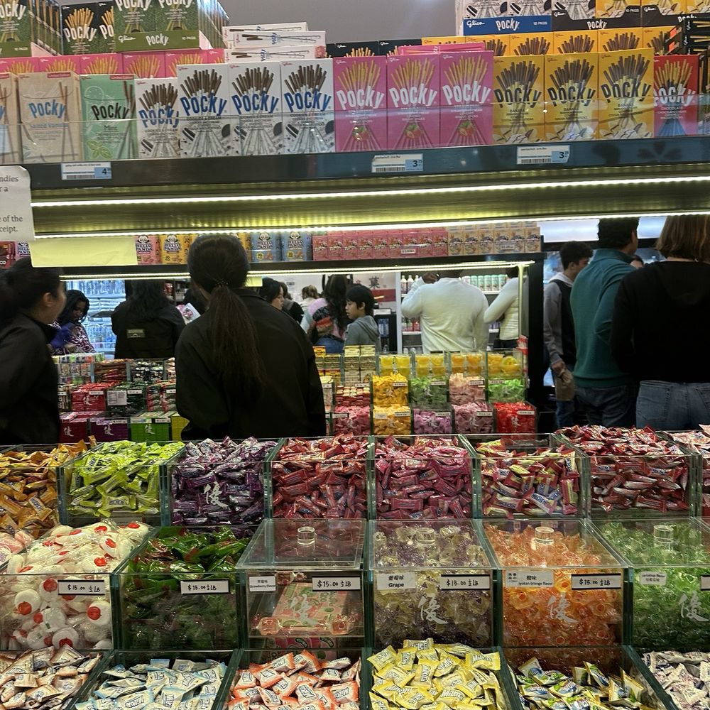 So many candies So many candies