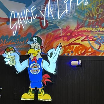 New York Chicken & Gyro - Wall décor has a New York City vibe. - Halal Near Me - Pasadena, California