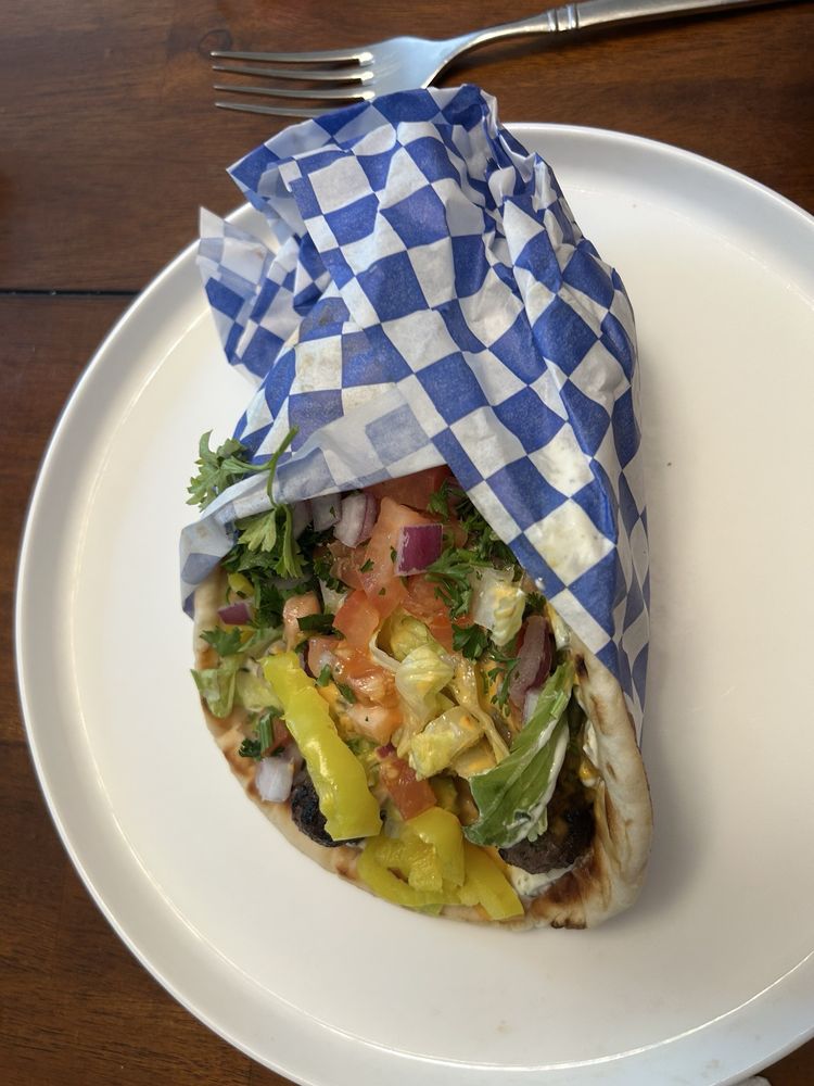 Shawarma Refuge Logo