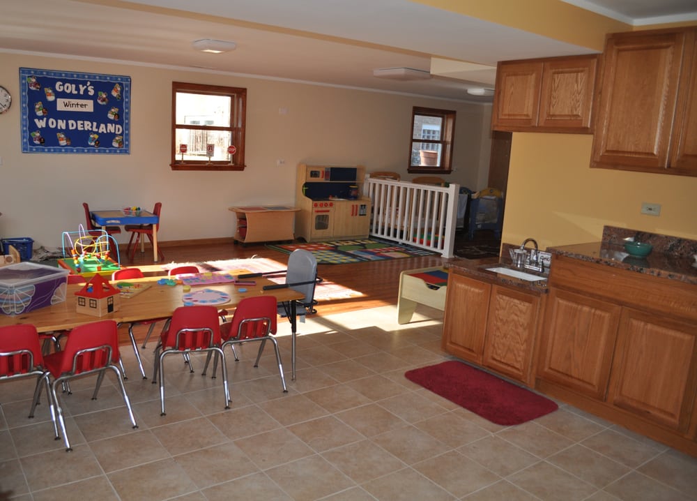 GOLY’S GROUP HOME DAY CARE 1806 Brummel St, Evanston, Illinois